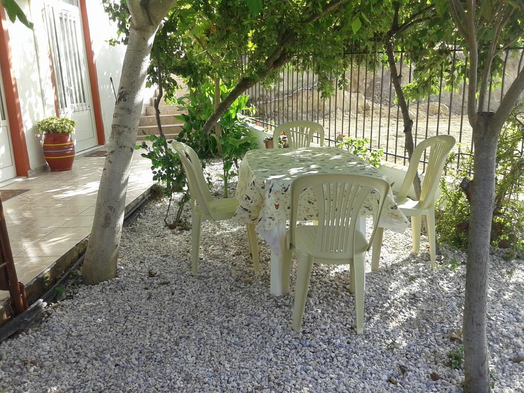 Gramvousa'S Filoxenia Apartment Kissamos Exterior photo